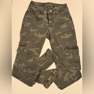 American eagle camo cargo skinny jeans 00 curvy high rise
